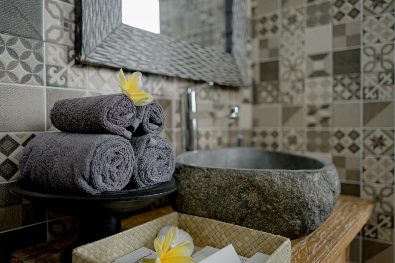 Santosha Place Ubud  Ngoại thất bức ảnh